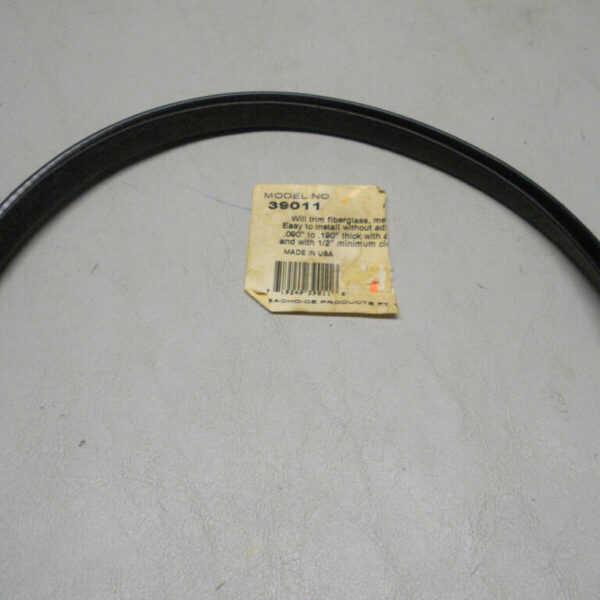 Seachoice Boat Lip Trim With Lock Molding 39011 Black Price Per Foot