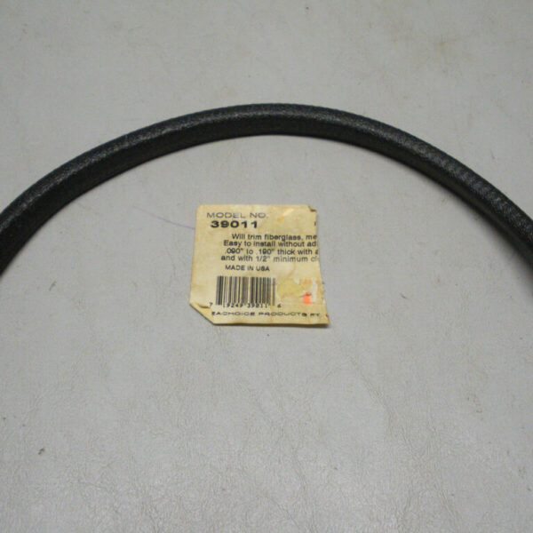 Seachoice Boat Lip Trim With Lock Molding 39011 Black Price Per Foot