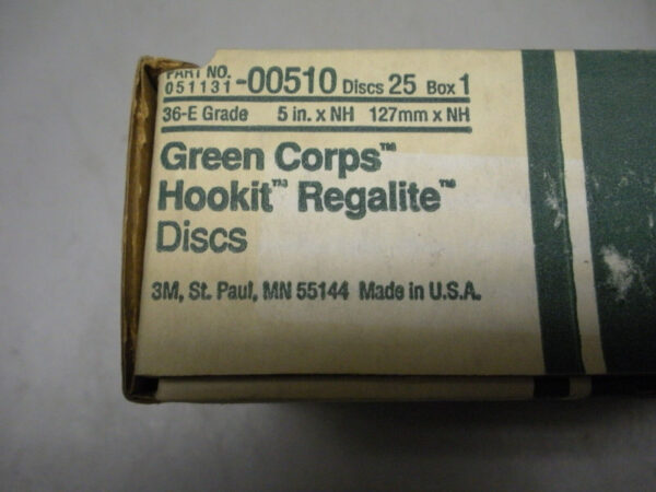 3M Green Corps Regalite Hookit 5" 36 Grit Discs 150 Total - Image 2