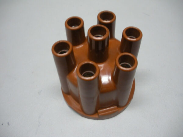 Sierra Distributor Cap 18-5393 Replaces Volvo Bosch 241669