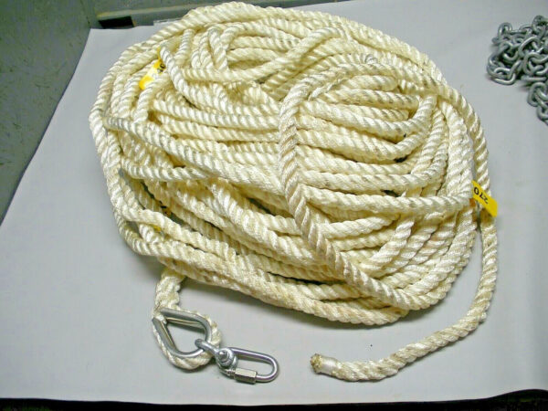 250' Aamstrand Anchor Line 5/8" 3 Strand Line, 20' 5/16" Chain with Storage Bag - Image 2