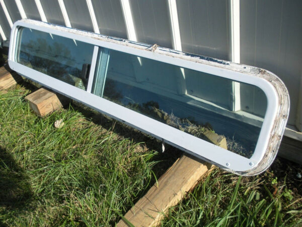 Chris Craft Commander Stateroom Sliding Window Assembly With Screen - Image 5