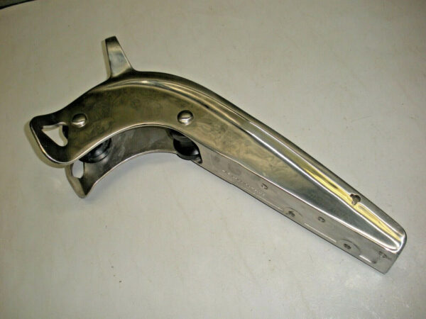 Marine Town Manta Heavy Duty Cast Stainless Steel Anchor Roller Assembly