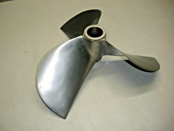Arenson Cleaver Style Three Blade Stainless Steel Propeller 17" X 28P - Image 2