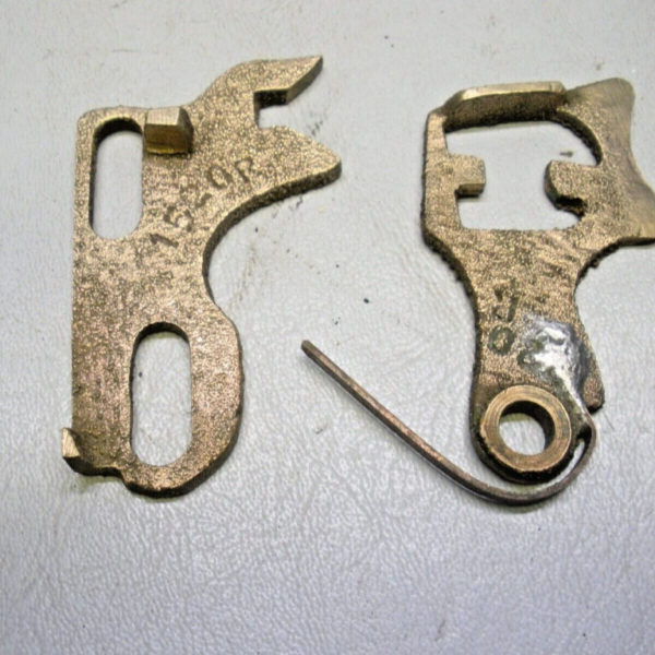 Hatteras Yachts Sliding Salon Door Latch Locking Dogs. For Getty 1520