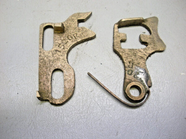 Hatteras Yachts Sliding Salon Door Latch Locking Dogs. For Getty 1520 - Image 2
