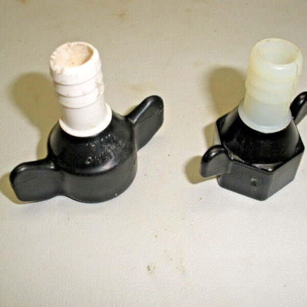 (2) Shurflo 1/2" FTP X 1/2" Male Barb Pump Swivel Fittings 234-2926, 244-2926