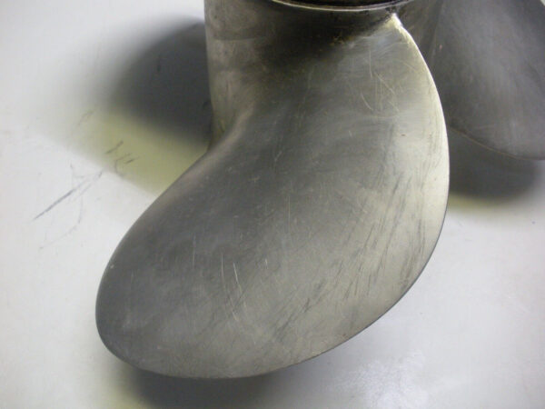 Michigan 3 Blade Stainless Steel Right Hand Propeller 14 1/2" X 17 P, SSM247-C - Image 9