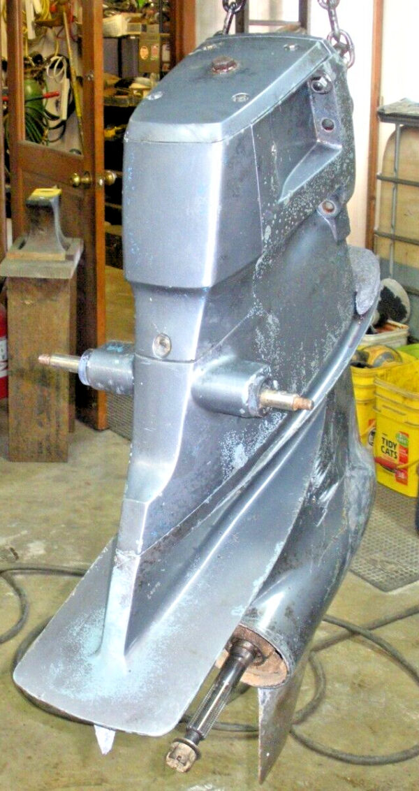 Yamaha 5.0 DR V/8 Outdrive - Needs Repair