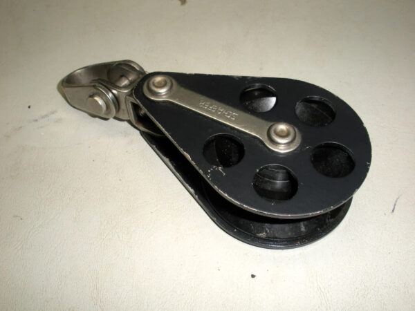 Schaefer Single Sheave Non Locking Block. Compares To 704-05 But Non Locking