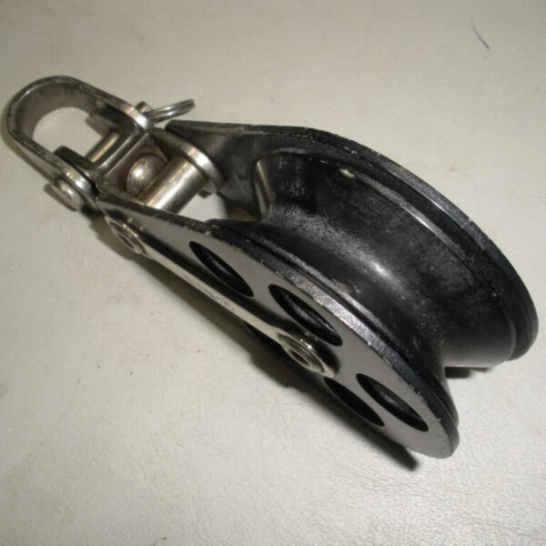 Schaefer Single Sheave Non Locking Block. Compares To 704-05 But Non Locking