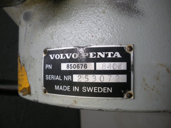 Volvo Penta Gimbal Housing 850676 With Shroud and Steering Arm - Image 6