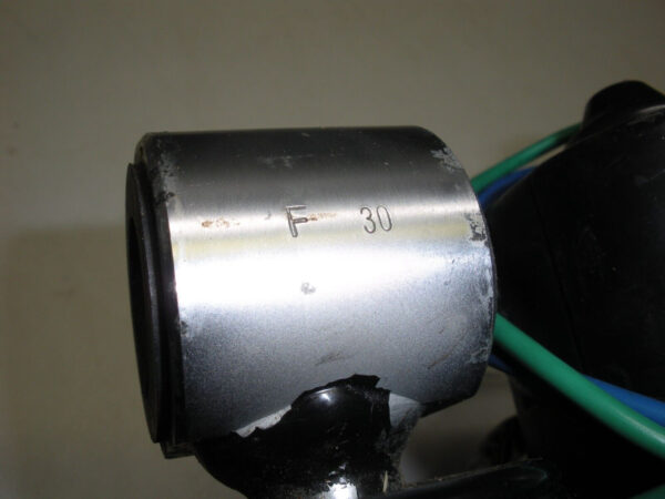 Possible OMC Johnson Evinrude Showa 60-300 HP Tilt/ Trim Pump Assembly - Image 5