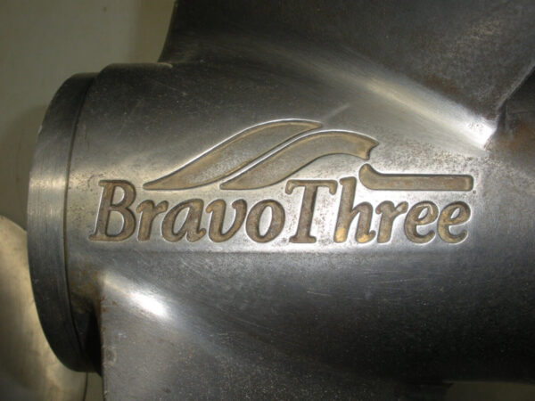 Mercury Marine Bravo Three Duo Prop Set 48-823665, 48-823666 - Image 3