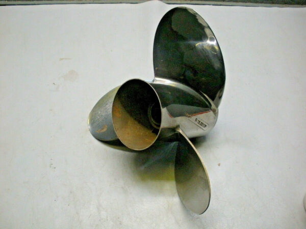 Mercruiser Quicksilver Thunberbolt Stainless Steel Propeller QS5004X 15.5 X 17P