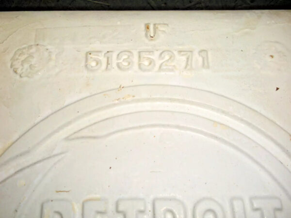 Detroit Diesel Heat Exchanger Coolant Tank 5135271 - Image 5