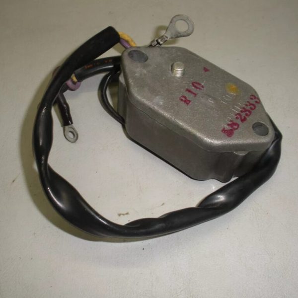 Genuine OMC Johnson Evinrude Voltage Regulator 582333
