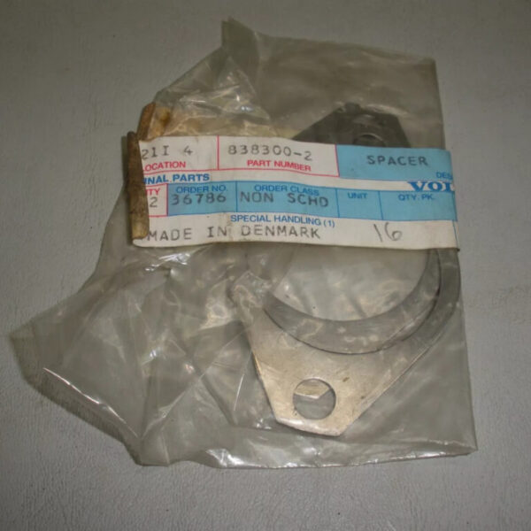 (2) Genuine Volvo Penta Shim/ Spacer 838300