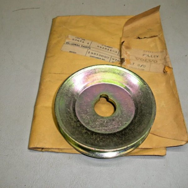 Genuine Volvo Penta Alternator Pulley 841811 / 102659