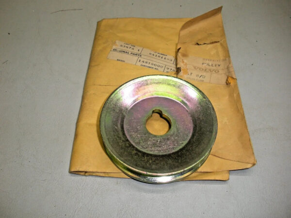 Genuine Volvo Penta Alternator Pulley 841811 / 102659