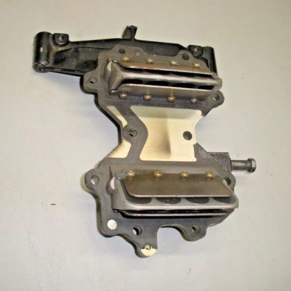 Genuine OMC Johnson Evinrude Intake Manifold 334056 With Reeds
