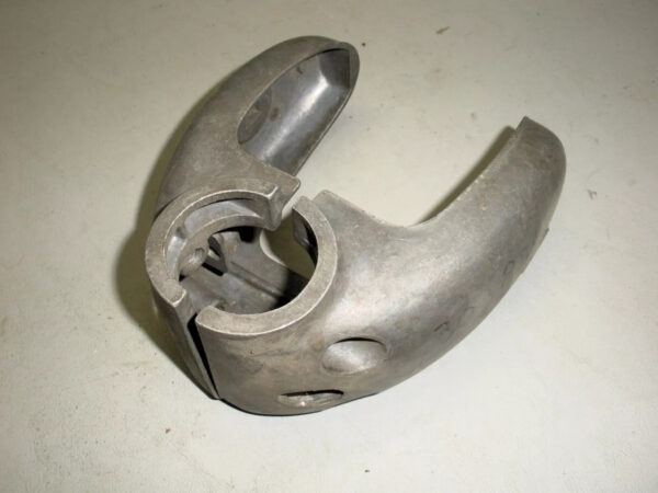 OMC Johnson Evinrude Port and Starboard Lower Mount 315407, 315406