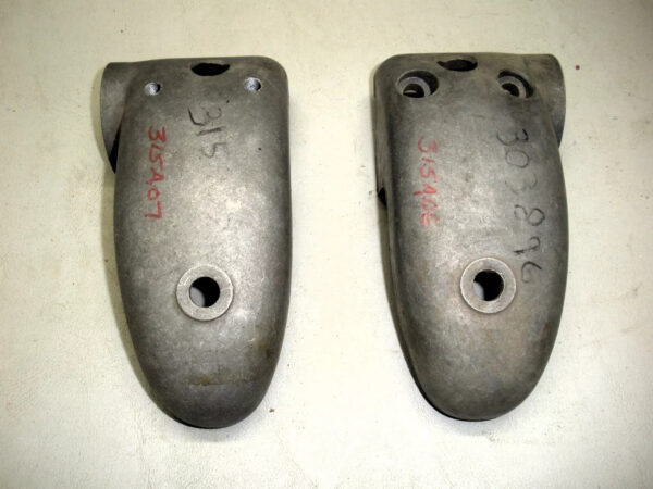 OMC Johnson Evinrude Port and Starboard Lower Mount 315407, 315406 - Image 2
