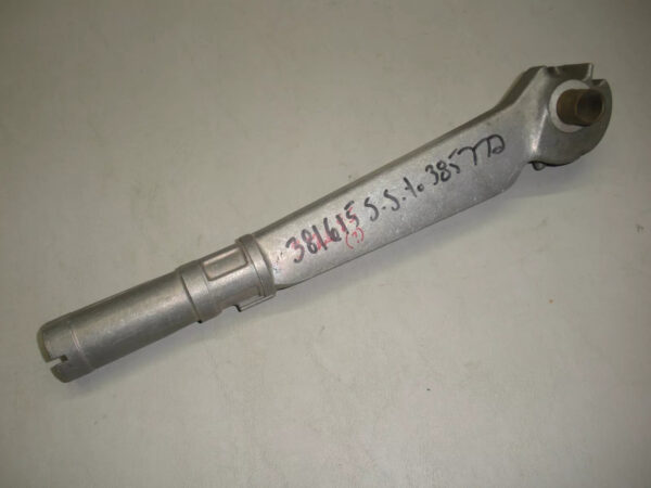 OMC Johnson Evinrude Handle Casting Number 312685. Also Marked 381615, 385772