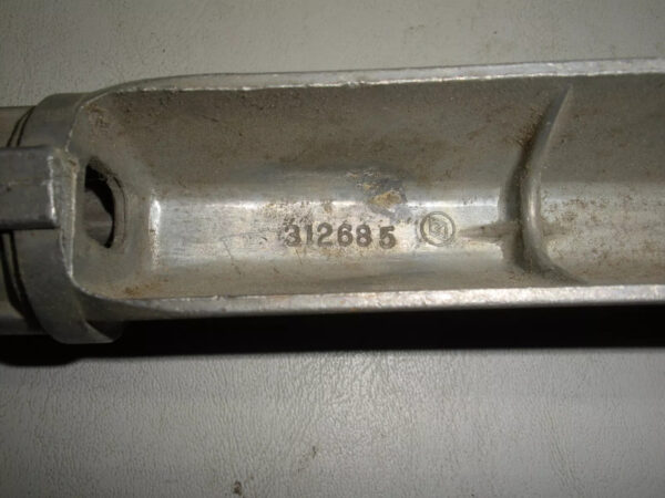 OMC Johnson Evinrude Handle Casting Number 312685. Also Marked 381615, 385772 - Image 3