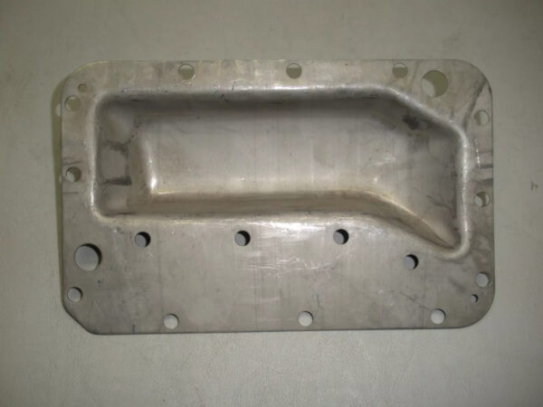 OMC Johnson Evinrude Exhaust Cover 310177 - Image 2