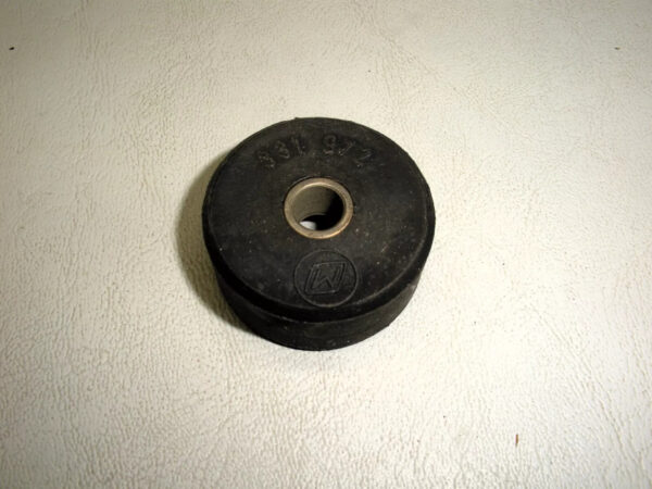 OMC Johnson Evinrude Lower Mount 331972