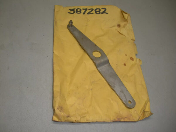 OMC Johnson Evinrude Bellcrank and Pin 387282