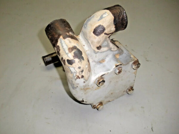 Detroit Diesel 8V71 Thermostat Housing Assembly 5140802, 5117546 - Image 3