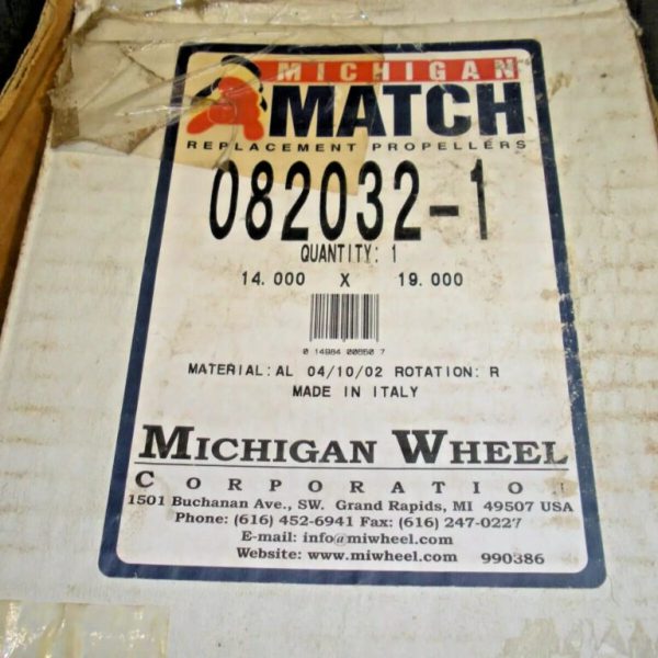 Michigan 14" X 19P Aluminum Three Blade Propeller 082032-1