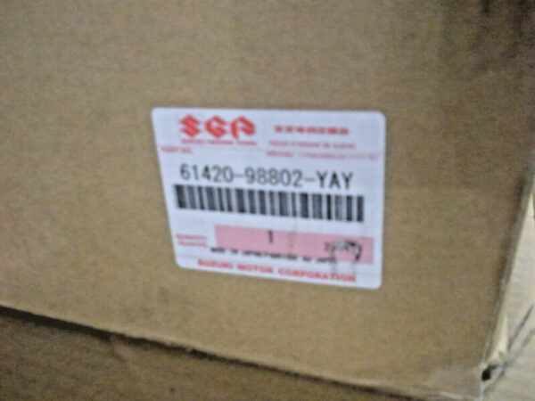 Used Suzuki 250 H.P. Four Stroke Engine Cover 61420-98802-YAY - Image 12
