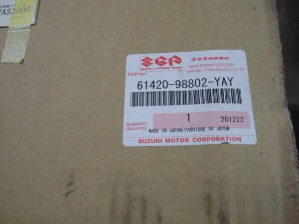 Used Suzuki 250 H.P. Four Stroke Engine Cover 61420-98802-YAY (Black) - Image 7