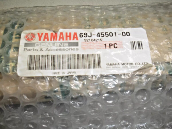 Genuine Yamaha Driveshaft 69J-45501-00 - Image 2
