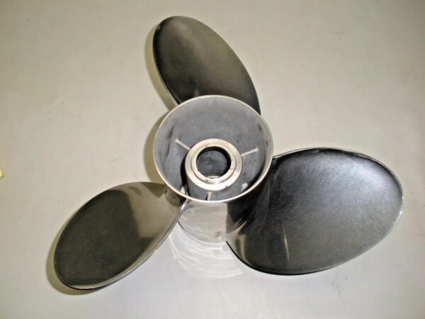 Suzuki Watergrip Stainless Steel 3 Blade Propeller 15" X 21P RH Less Hub