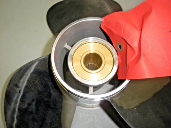 Suzuki Stainless Steel 3 Blade Propeller 16" X 23L - Image 2