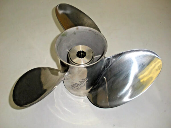 Solas SS 3 Blade Propeller 14 3/4" X 19R Suzuki 15 Spline 3551-148-19R - Image 2