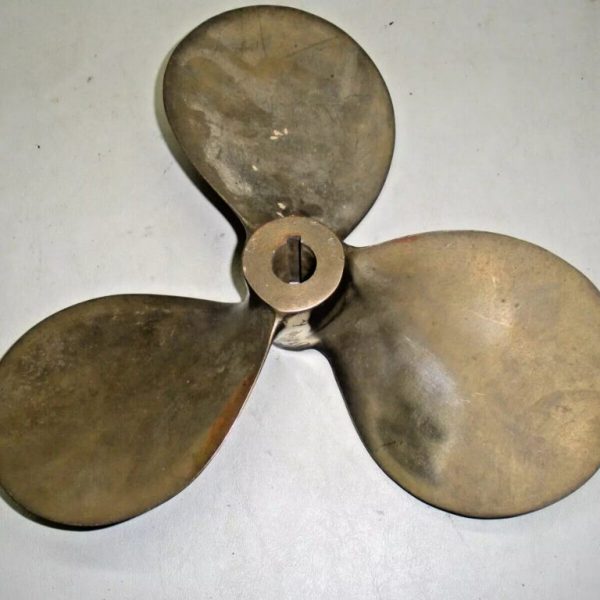 POSSIBLE 13" X 11P R.H. Bronze 3 Blade Propeller READ DESCRIPTION