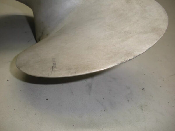 Michigan AMC503 Aluminum Right Hand 9" Propeller - Image 3