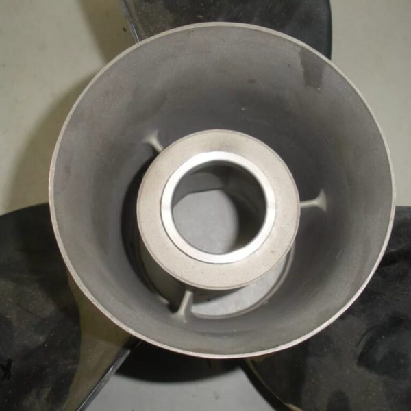 Michigan Apollo XHS 3 Blade S.S. Propeller 993145-13 1/8X18. 13 1/8" X 18R