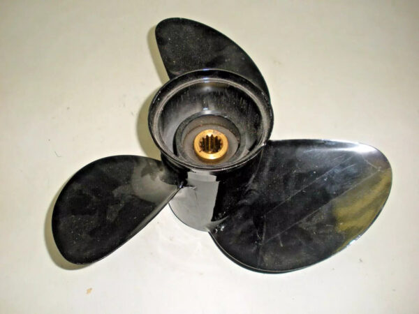 Suzuki 3 Blade Aluminum Propeller 58100-90J40-019 13 1/2" X 15R