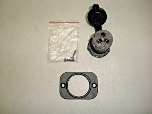 Marinco Connect Pro Trolling Motor Receptacle With Mounting Plate 12VBR - Image 2