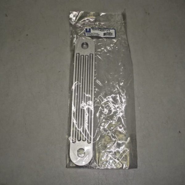 TH Marine Transom Wedge Plate TSP-2-DP