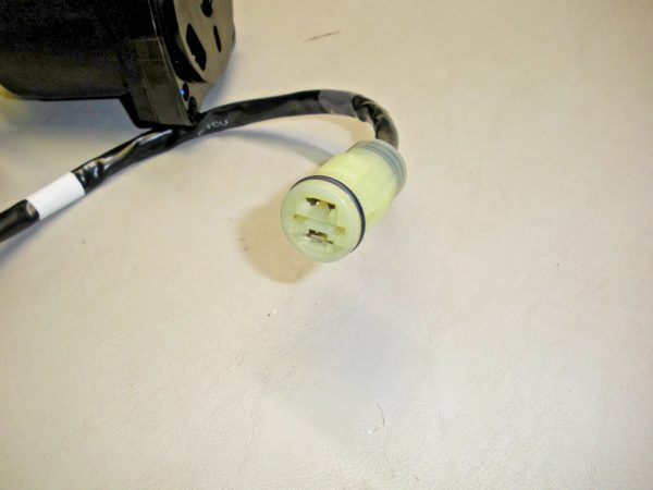 Suzuki Tilt Trim Motor Assembly 38100-87L03. Replaces 38100-87L00, 01, 02 - Image 2