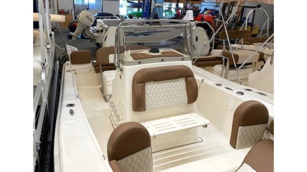 Pioneer Boats/ Bulls Bay Forward Facing Bow Seat Backrest Kit. Tan and White - Image 11