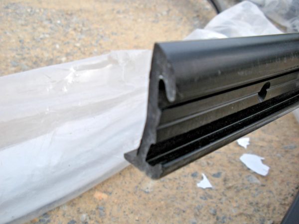 Taco Black Rigid Vinyl Rub Rail V21-9678 20' Length - Image 3