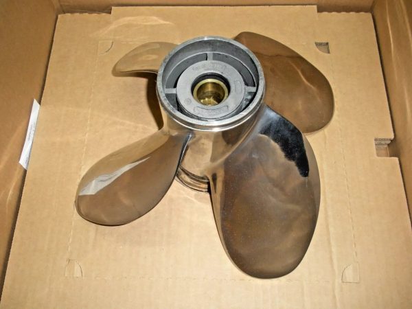 Yamaha Performance Series 4 Blade Stainless Steel Propeller MAR-GYTB-V6-18 - Image 2